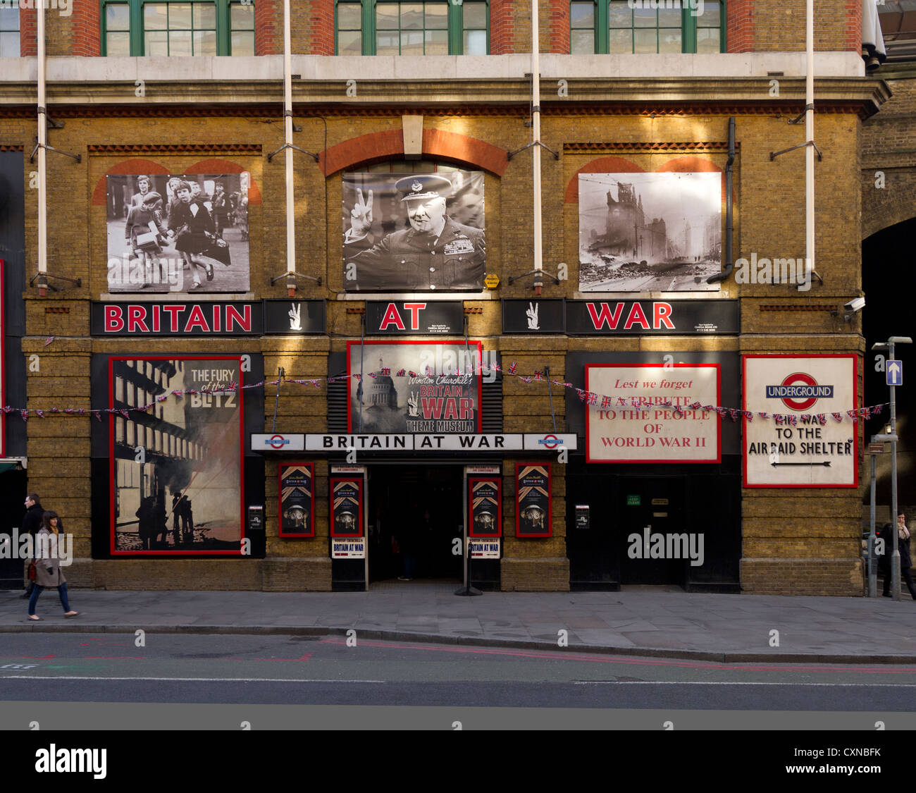 Großbritannien am Krieg Ausstellung, London Bridge, London Stockfoto