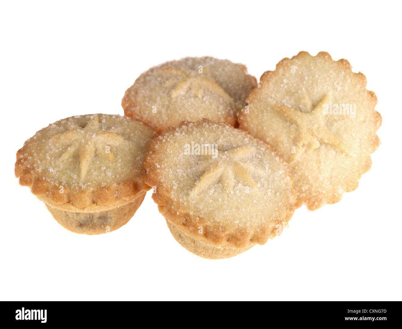 Saisonal Einzelnen gebackene Weihnachten Mince Pies bereit zu Essen, vor einem weißen Hintergrund isoliert, mit Freistellungspfaden und keine Leute Stockfoto
