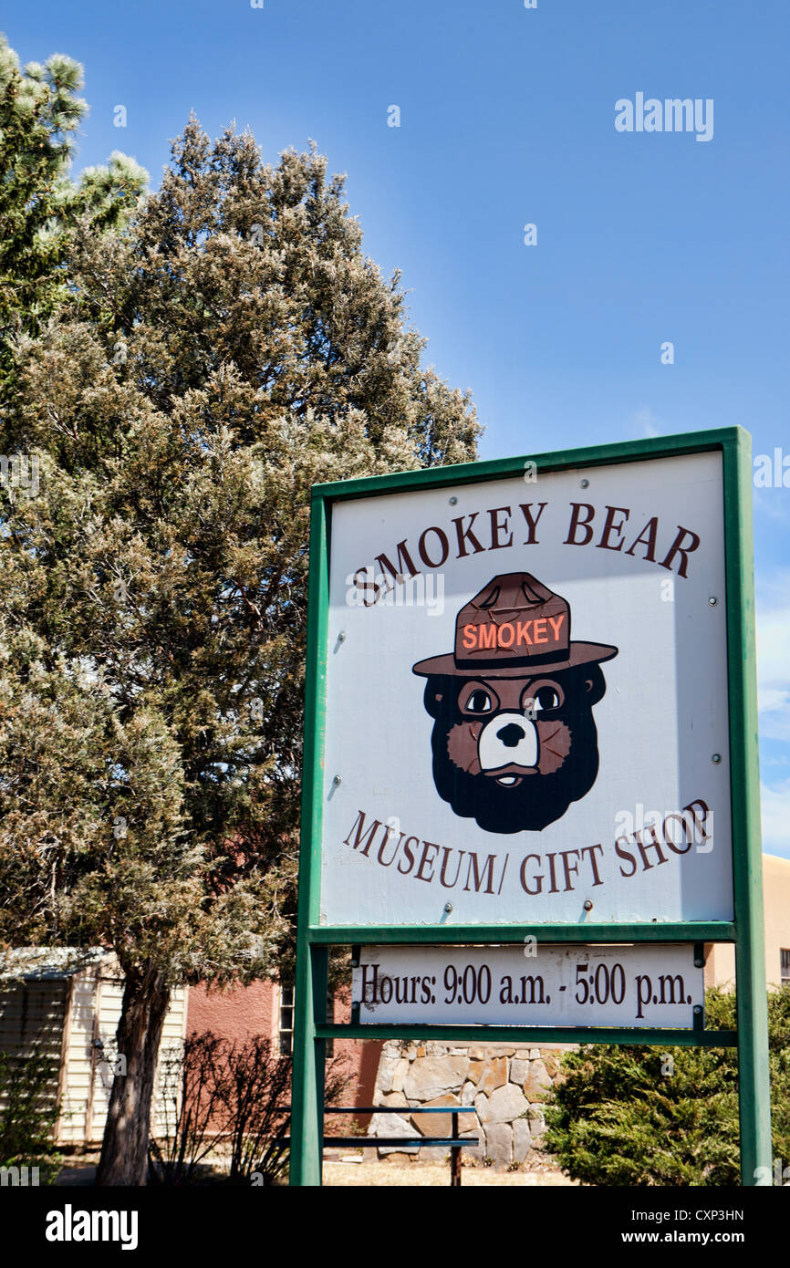 Smokey Bear Museum und Geschenk-Shop anmelden, Capitan, New Mexico Stockfoto