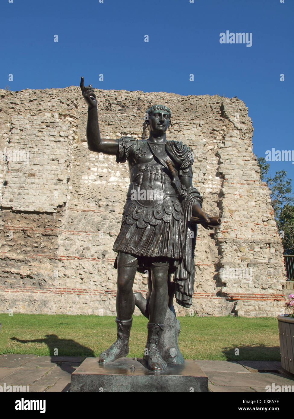 Antike römische Denkmal von Kaiser Trajan London UK Stockfoto