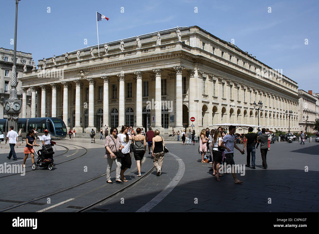 Bordeaux, Frankreich, Kolonnade auf Prinzip Erhebungen des Grand Theater, Oper, Place De La Comedie. Stockfoto