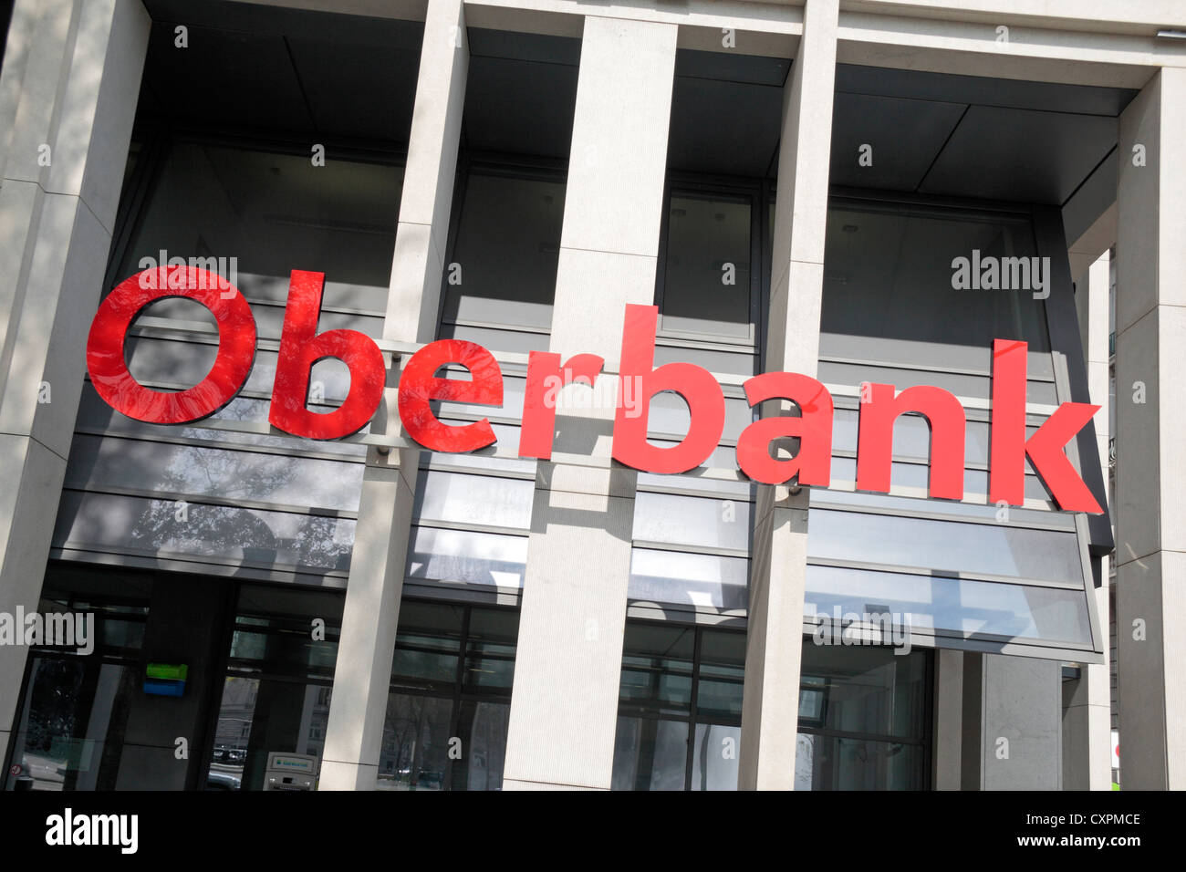 Logo der Oberbank in Wien (Wien), Österreich. Stockfoto