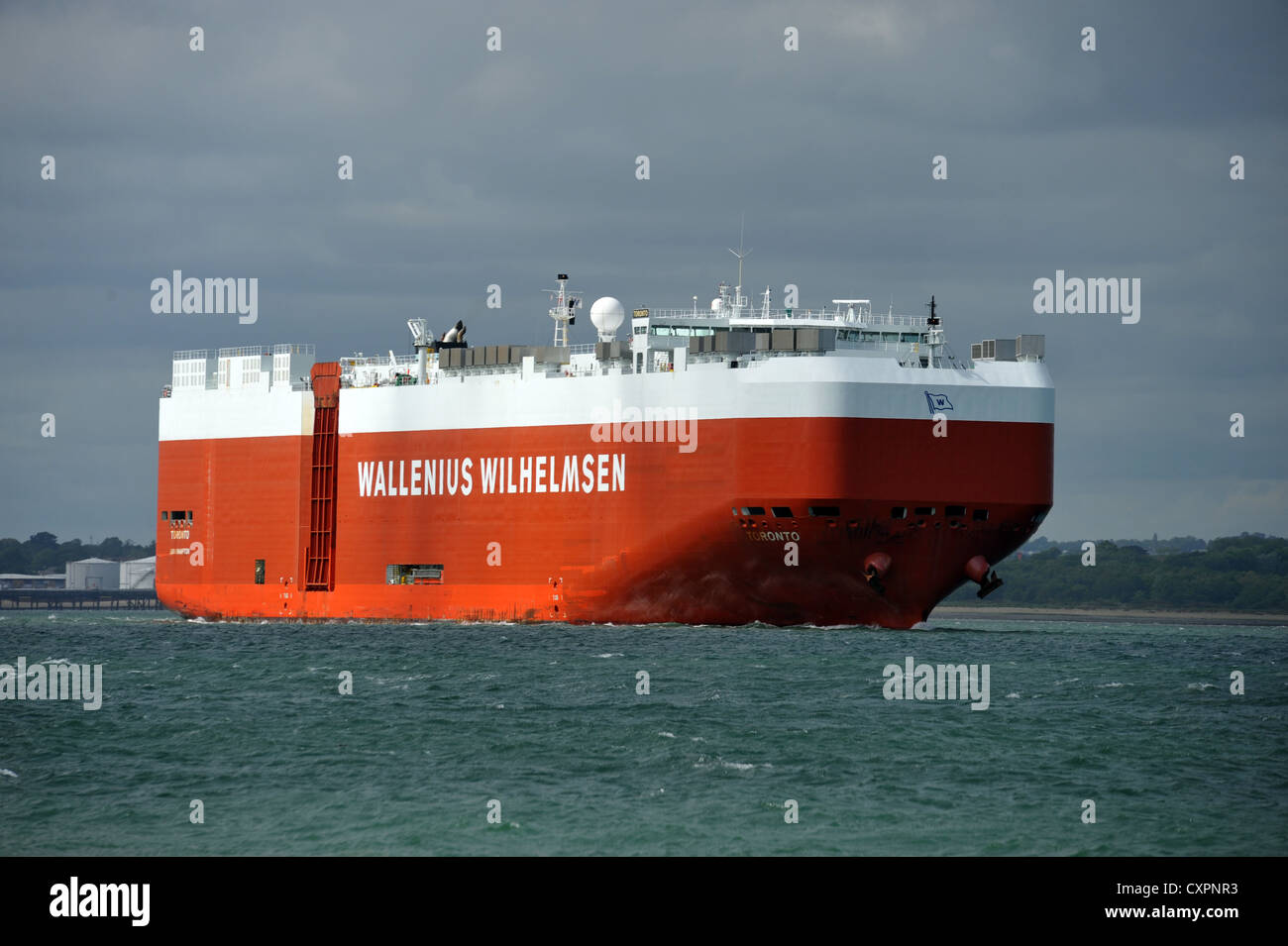 Versand in Southampton Water England Stockfoto