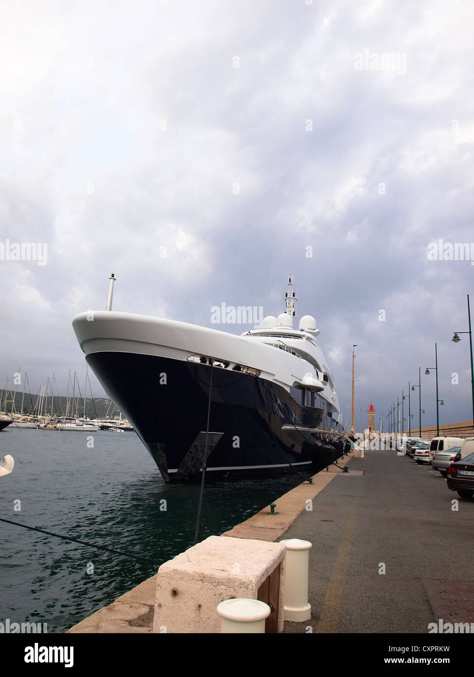 Luxus-Yacht in Saint Tropez. Stockfoto