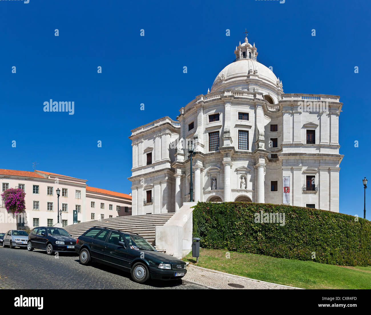 Kirche Santa Engrácia, besser bekannt als nationale Pantheon (Panteão Nacional). Lissabon, Portugal. barocke Architektur des 17. Jahrhunderts Stockfoto