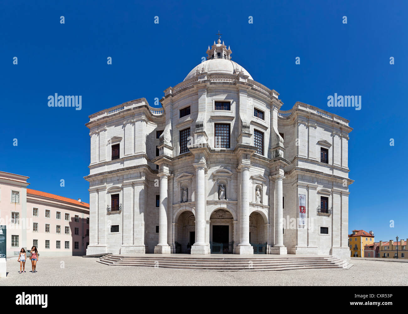 Kirche Santa Engrácia, besser bekannt als nationale Pantheon (Panteão Nacional). Lissabon, Portugal. barocke Architektur des 17. Jahrhunderts Stockfoto