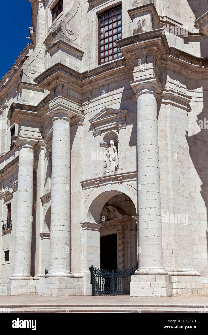 Kirche Santa Engrácia, besser bekannt als nationale Pantheon (Panteão Nacional). Lissabon, Portugal. barocke Architektur des 17. Jahrhunderts Stockfoto
