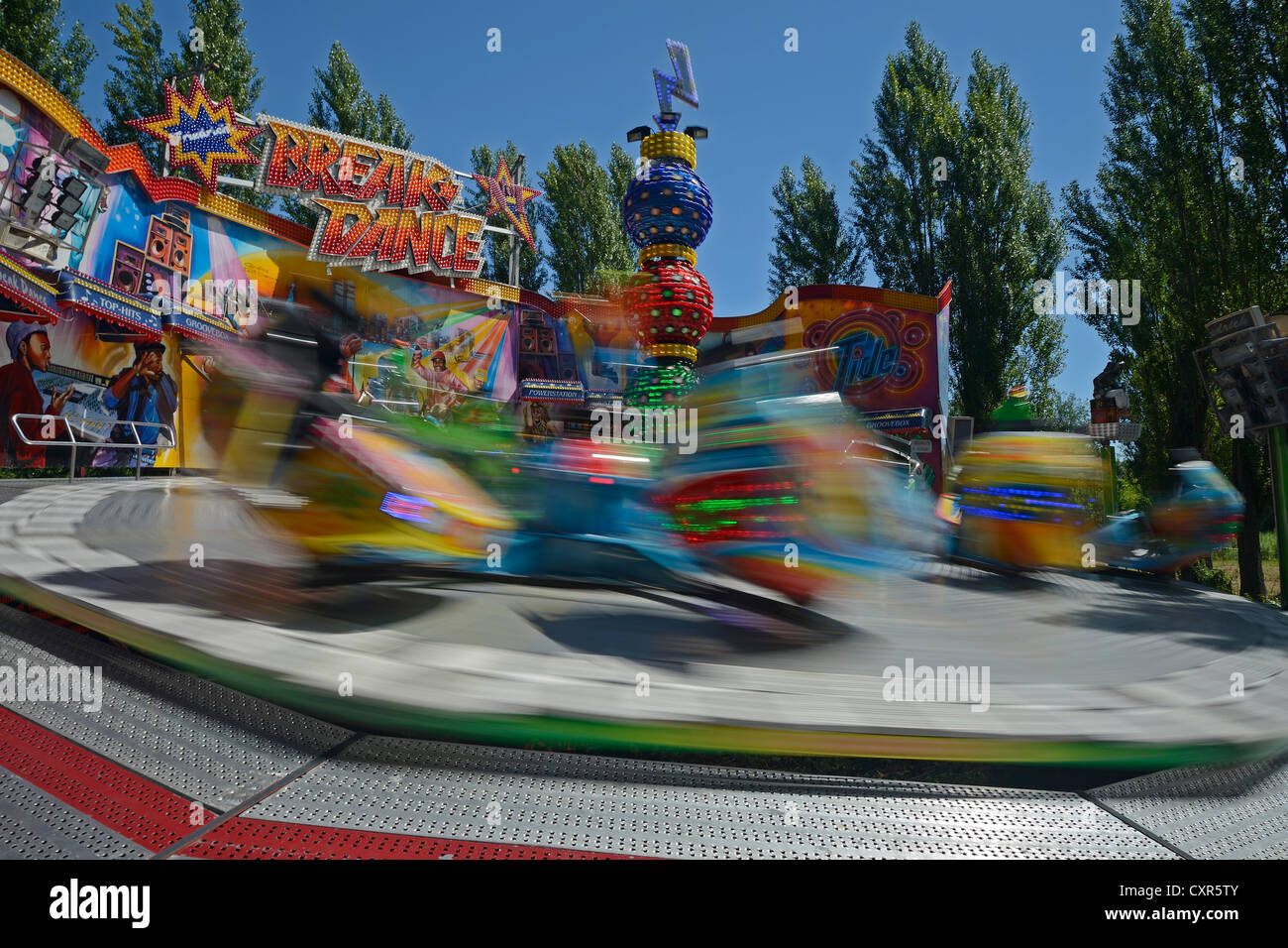 Breakdance Kirmes fahren, Kirmes, Bewegungsunschärfe, Berlin, Deutschland, Europa Stockfoto