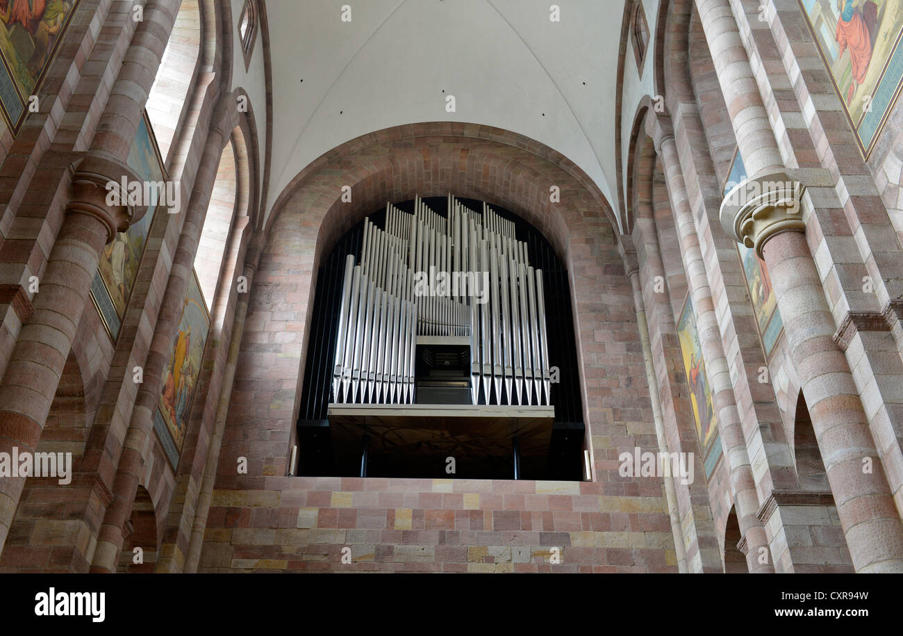 Neue "Seifert" Orgel, Kirchenschiff, Dom zu Speyer, Imperial Kathedrale Basilica von Himmelfahrt und St. Stephen Stockfoto