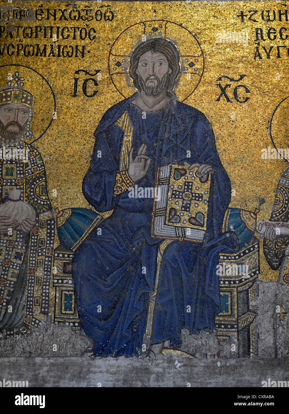 Mosaik des Christus Pantokrator Segens, Bild von Christus mit der Bibel des Narthex, byzantinischen Deësis Mosaik auf der südlichen Galerie Stockfoto