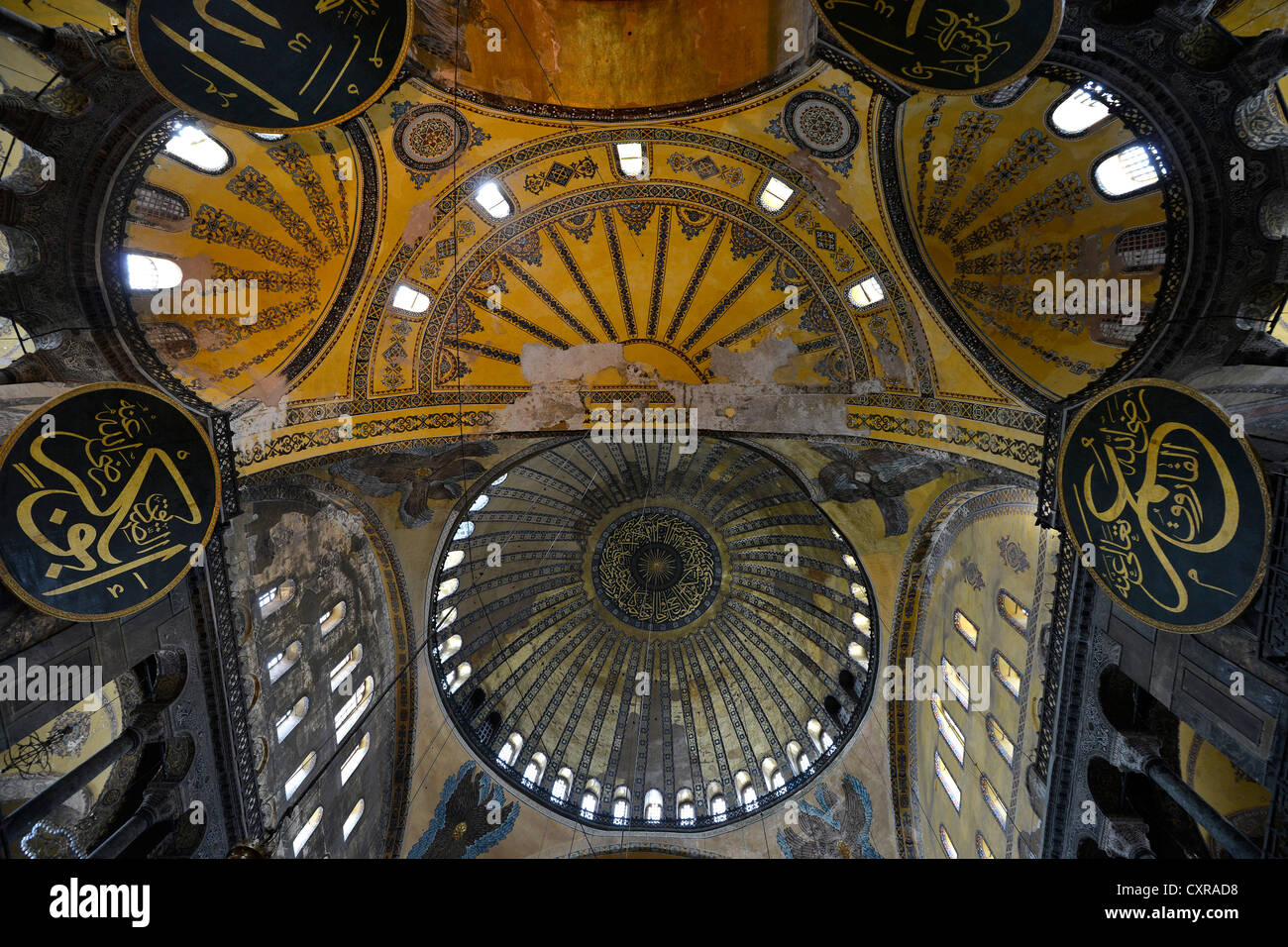Innenansicht, Dome, Zwickeln, Hagia Sophia, Ayasofya, UNESCO-Weltkulturerbe, Istanbul, Türkei, Europa Stockfoto