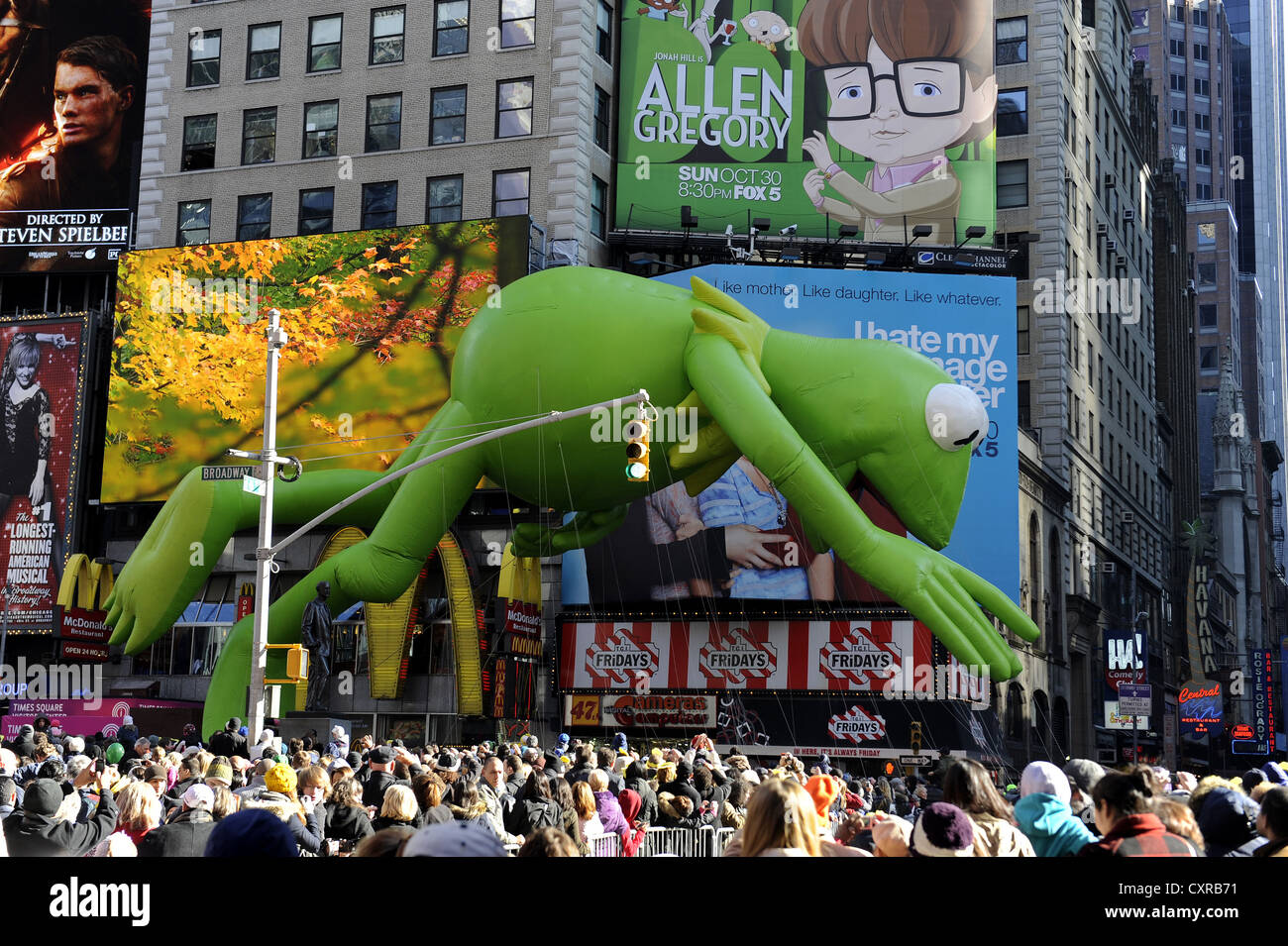 Thanksgiving Parade, Kermit der Frosch, Times Square, Broadway, Midtown Manhattan, New York City, New York, USA, Nordamerika Stockfoto