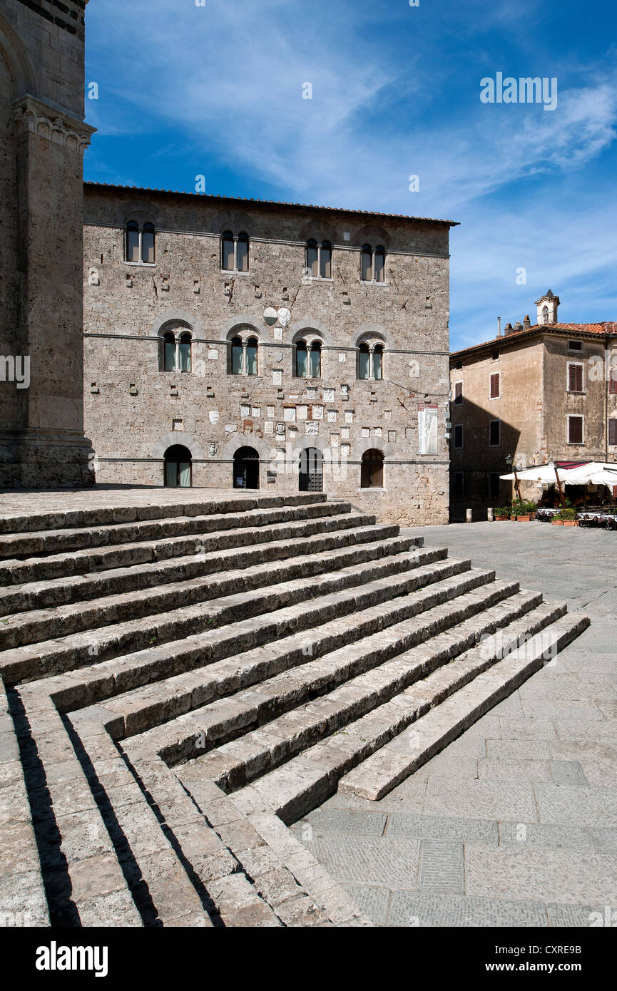 Palazzo del Podestà (oder Palazzo Pretorio). Massa Marittima, Grosseto Bezirk, Toskana, Italien Stockfoto