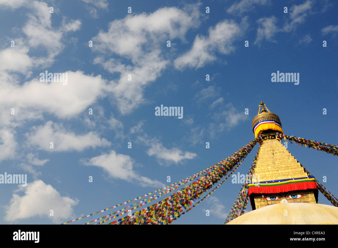 Bodnath Stupa mit Gebet Fahnen, Kathmandu, Kathmandu-Tal, Nepal, Asien Stockfoto