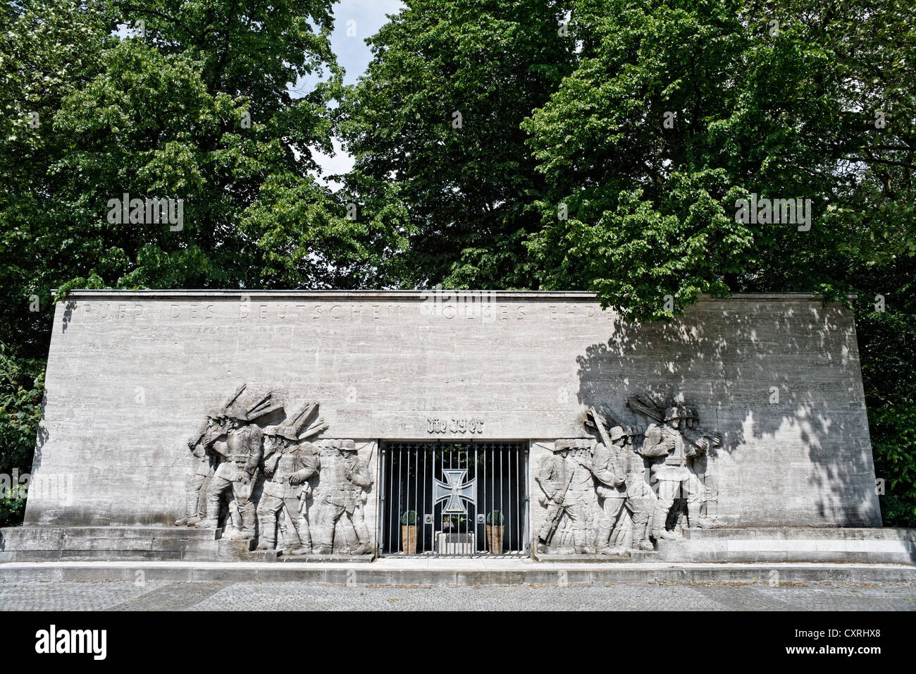 39er Denkmal, Denkmal, Kriegerdenkmal im Nazi-Stil, Düsseldorf-Golzheim, North Rhine-Westphalia, Deutschland, Europa Stockfoto