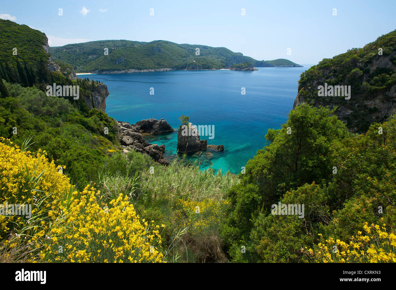 Küstenlandschaft, Paleokastritsa, Korfu, Ionische Inseln, Griechenland, Europa Stockfoto