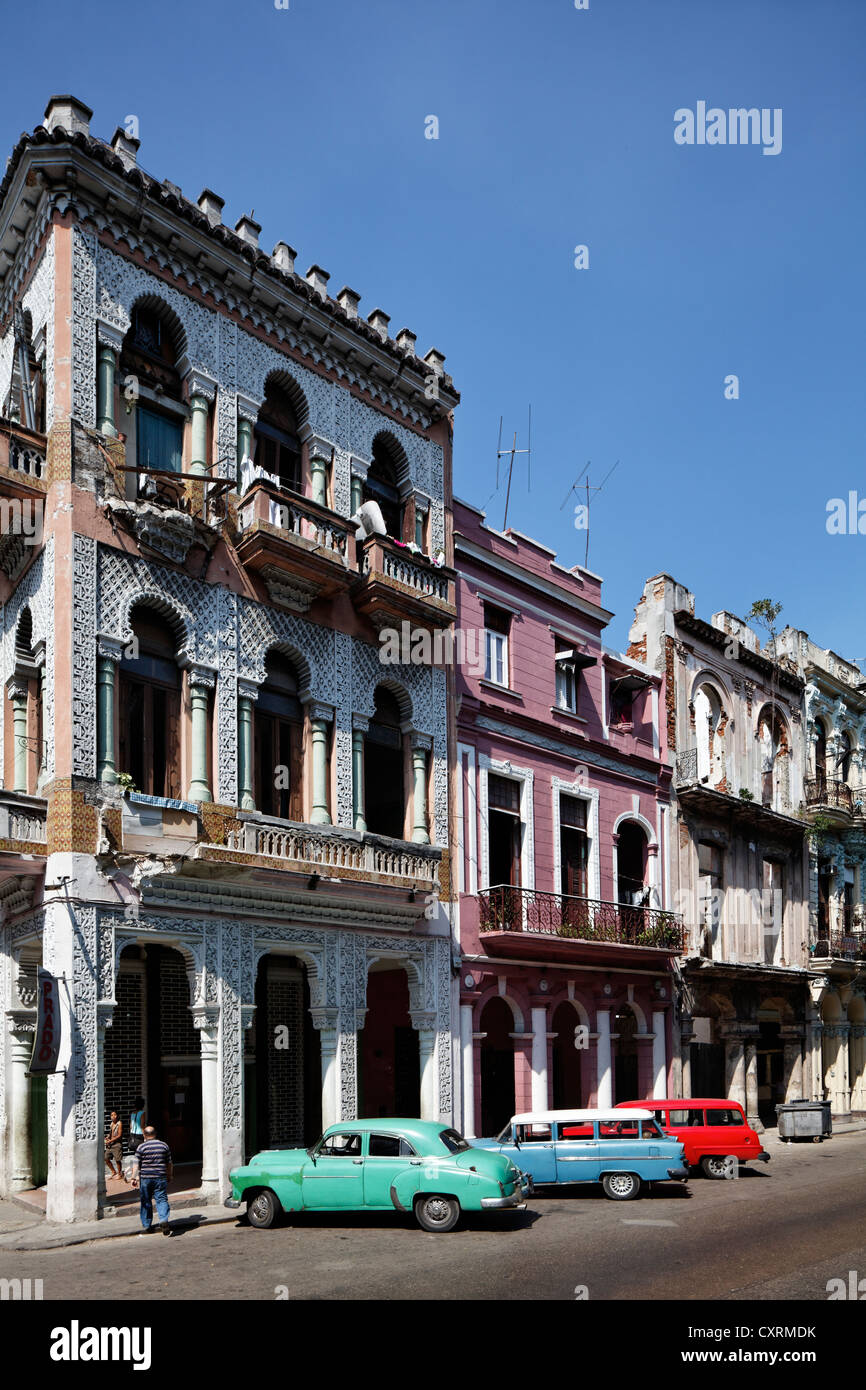 Häuserzeile, Oldtimer, Prado, Paseo de Martí, Villa San Cristobal De La Habana, Altstadt, La Habana, Havana Stockfoto