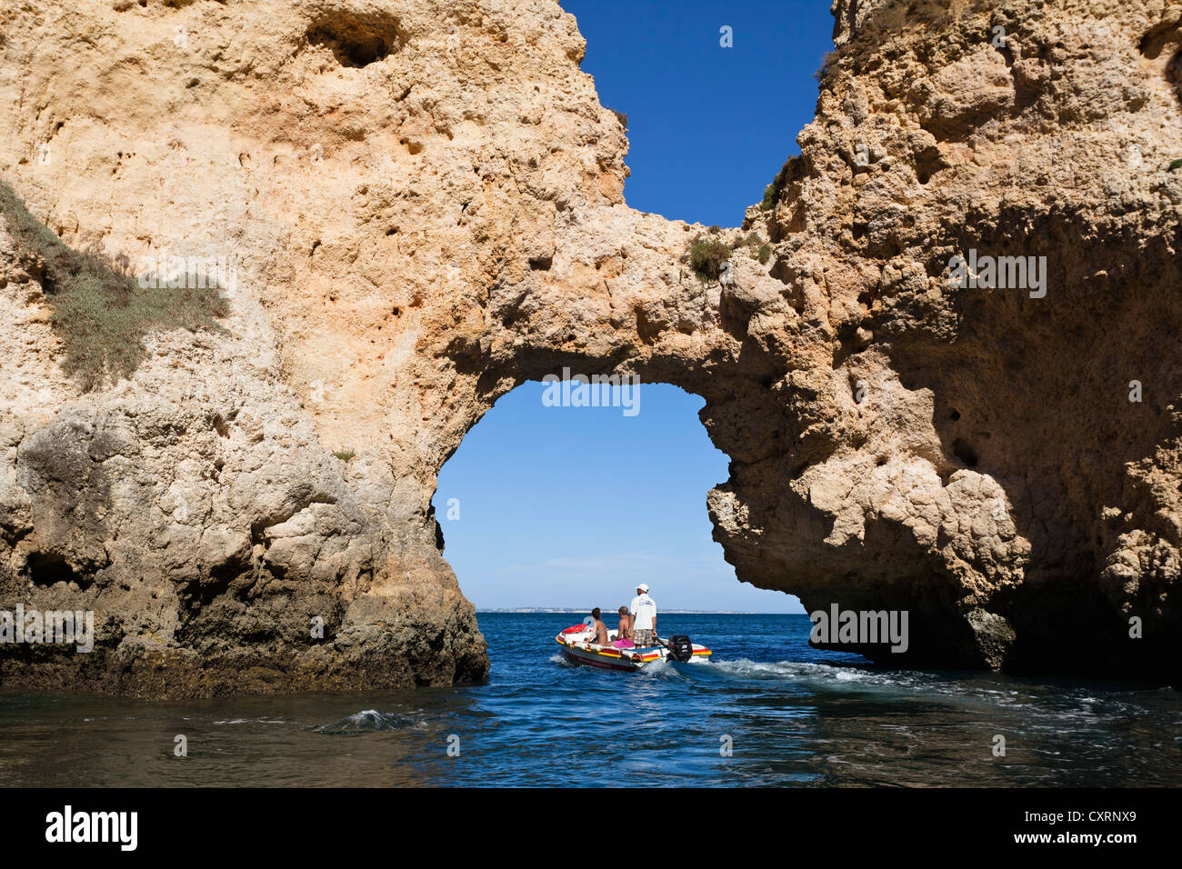 Felsformationen an der Algarve-Küste, in der Nähe von Lagos, Atlantik-Küste, Portugal, Europa Stockfoto