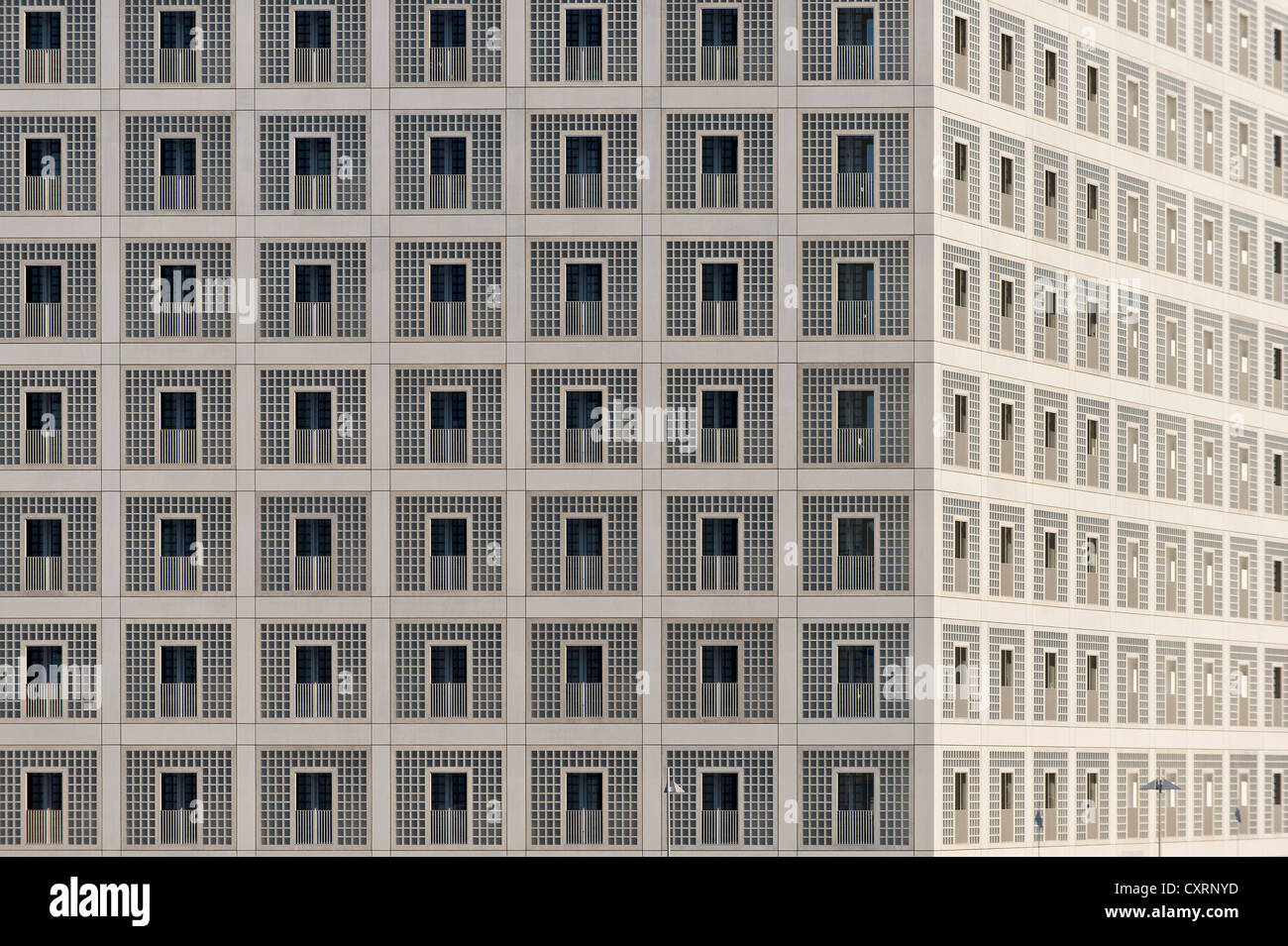 Detailansicht, Neustadt Bibliotheksgebäude in Mailaender Platz Platz, entworfen von Architekt Prof. Eun Young Yi Stockfoto