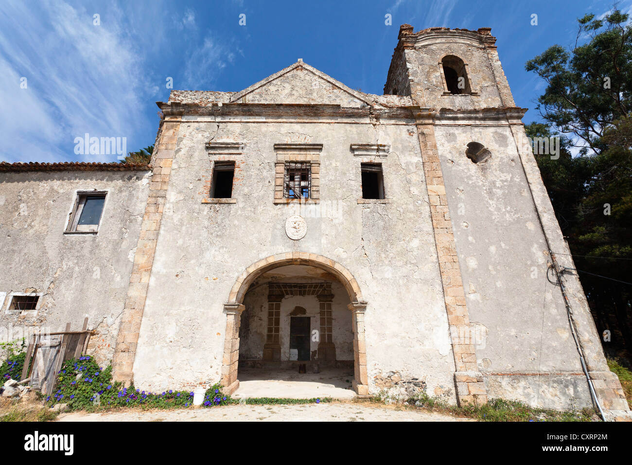 Ruinen des Convento de Nossa Senhora Desterro, Abtei in Monchique, Algarve, Portugal, Europa Stockfoto