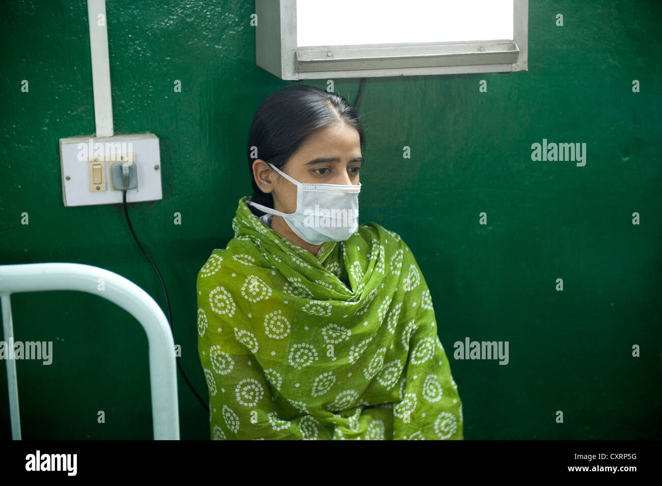 TB oder Tuberkulose-Patienten mit einem Mundschutz, St. Thomas Home  Hospital, Shibpur Bezirk, Haora oder Howrah, Kalkutta, Indien  Stockfotografie - Alamy