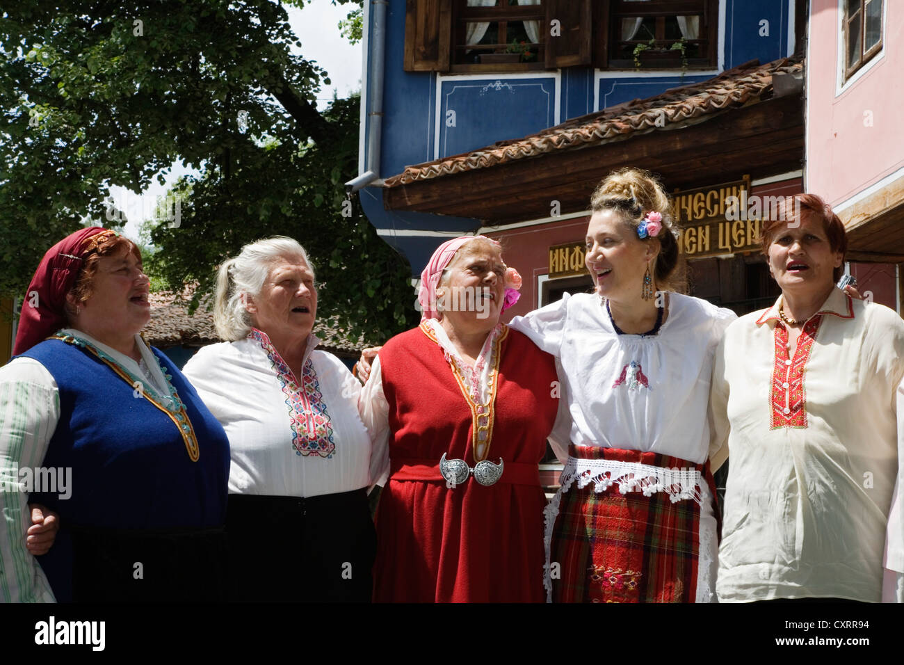 Slawischen Sänger vereint Folklore Gruppe, Koprivshtitsa, Bulgarien, Europa Stockfoto