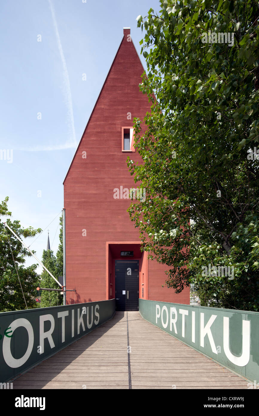 Neue Portikus aufbauend auf der Hauptinsel, Ausstellungsgebäude, Frankfurt Am Main, Hessen, Deutschland, Europa, PublicGround Stockfoto