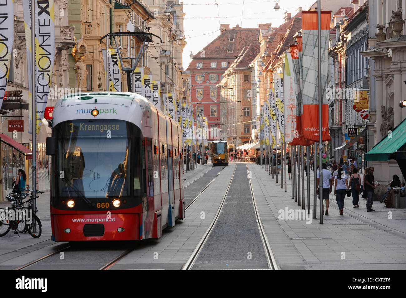 Tram in graz -Fotos und -Bildmaterial in hoher Auflösung – Alamy