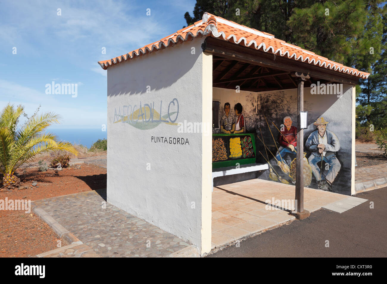 Gemälde von Goretti in einem Buswartehäuschen, Punta Gorda, La Palma, Kanarische Inseln, Spanien, Europa, PublicGround Stockfoto