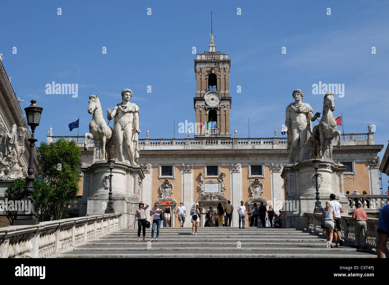 Treppen und Statuen von Castor und Pollux von Michelangelo, Kapitol, Rom, Italien, Europa Stockfoto