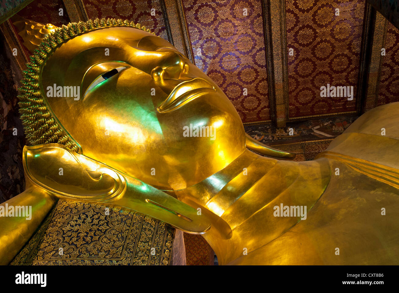 Liegender Buddha-Statue, Kopf, Wat Pho oder Wat Phra Chetuphon, Bangkok, Thailand, Asien Stockfoto