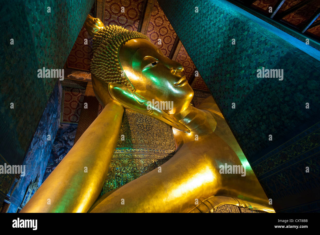 Liegender Buddha-Statue, Kopf, Wat Pho oder Wat Phra Chetuphon, Bangkok, Thailand, Asien Stockfoto