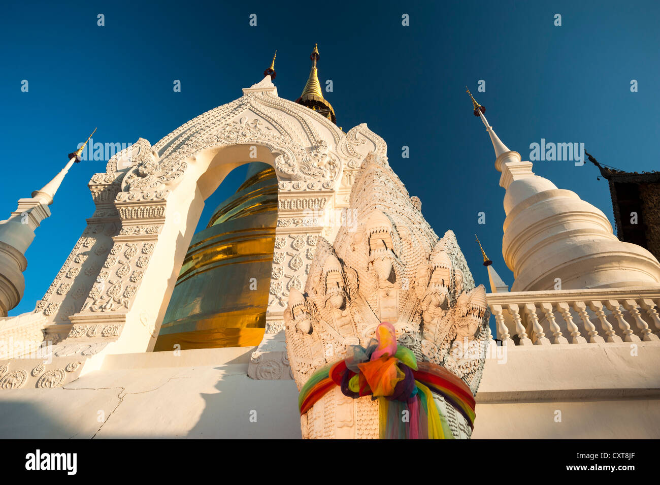 Goldene Pagode oder Chedi, Wat Suan Dok, Chiang Mai, Nord Thailand, Thailand, Asien Stockfoto