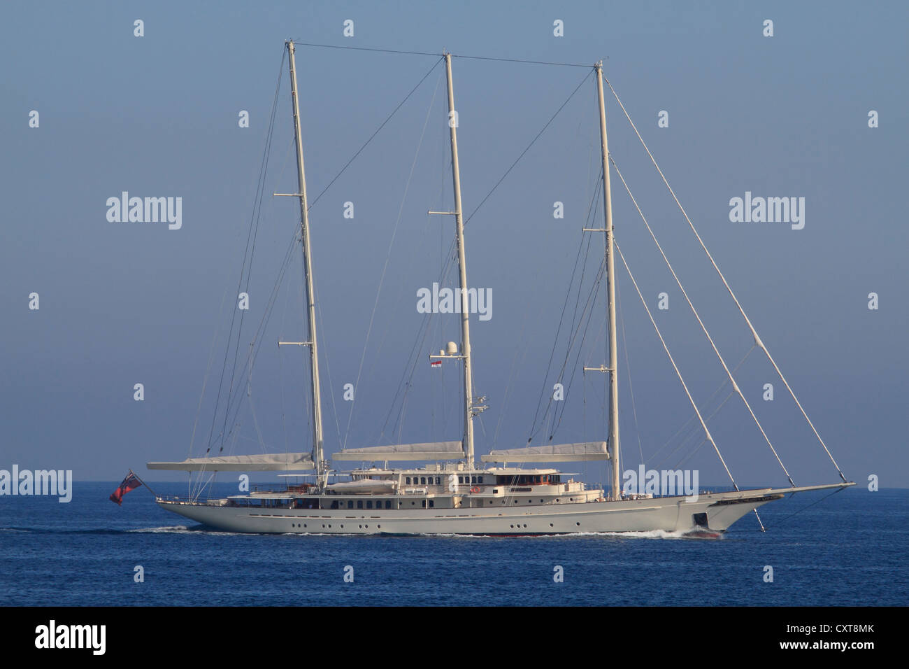 Athena, eine Segelyacht, gebaut von Royal Huisman Shipyard BV, Länge: 90 m, Baujahr 2004, Côte d ' Azur, Frankreich Stockfoto