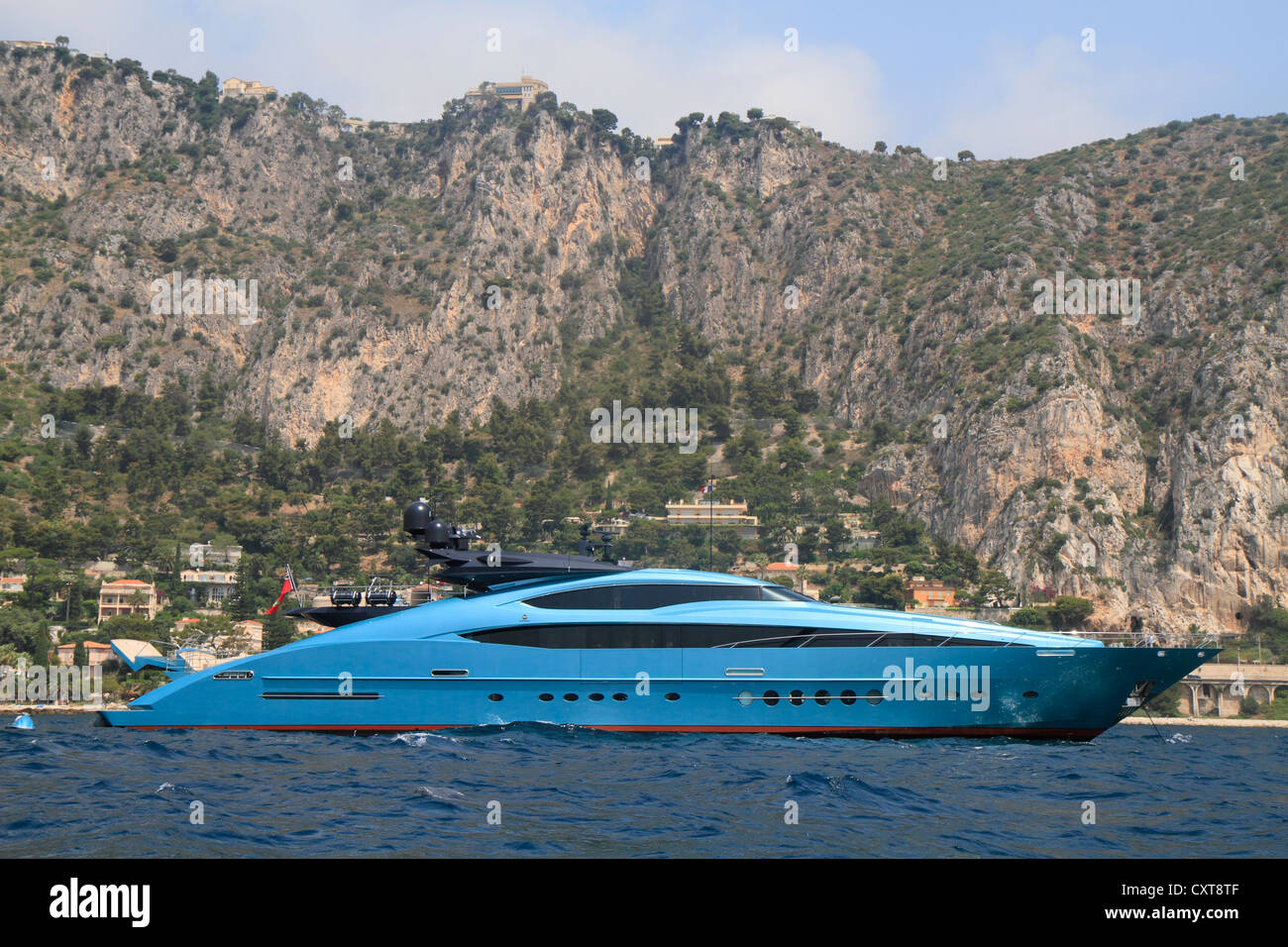 Blue Ice, ein Kreuzer, gebaut von Palmer Johnson Yachts, Länge: 45,70 Meter, Baujahr 2009, Beaulieu, Côte d ' Azur, Frankreich Stockfoto