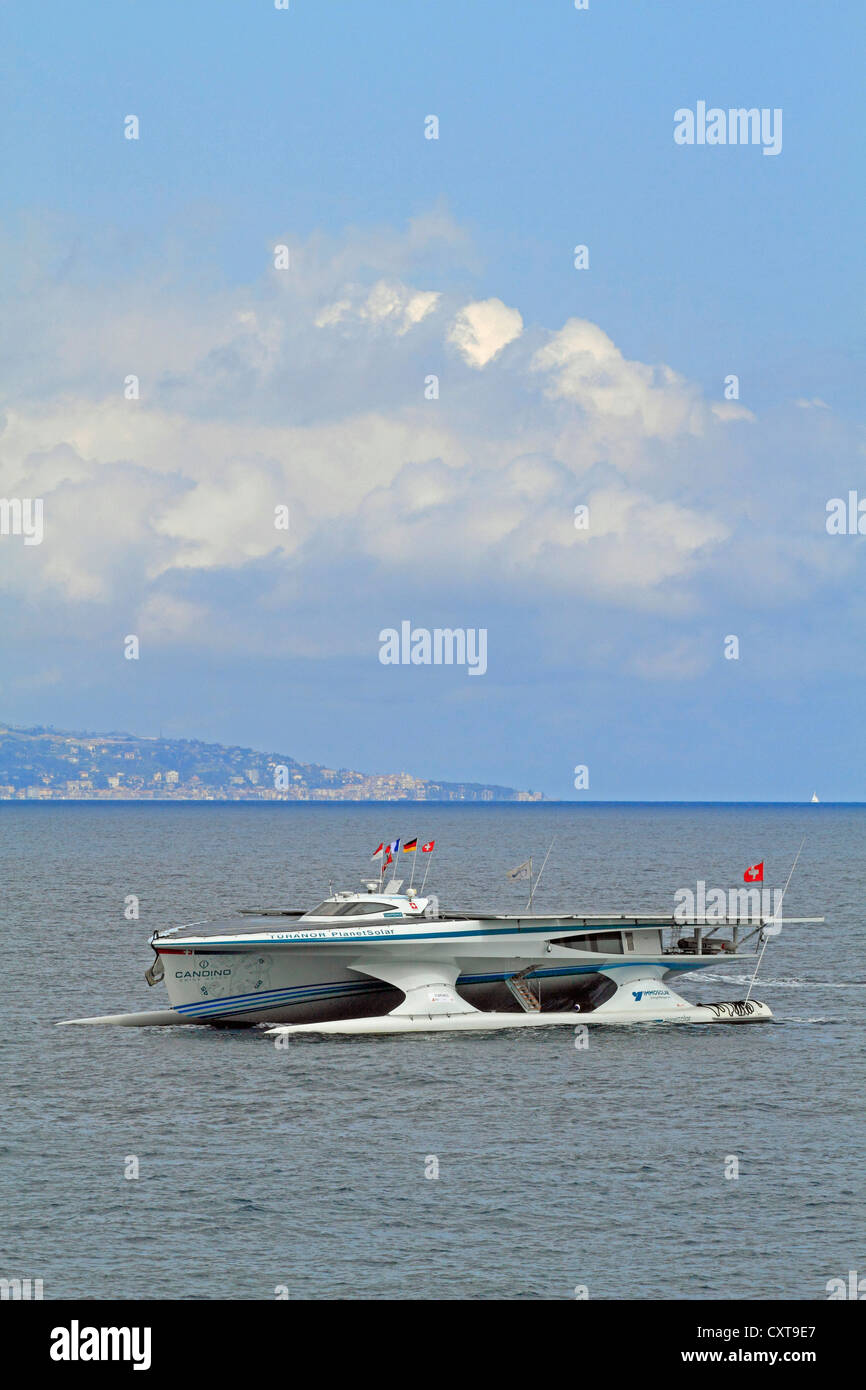 Tûranor PlanetSolar, solarbetriebene Boot Ankunft in Monaco nach der ersten Weltumrundung mit Solarstrom Stockfoto