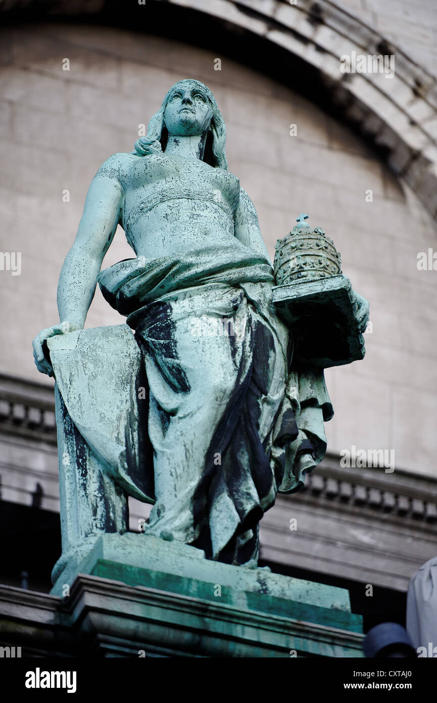 Statue vor das Königliche Museum der schönen Künste von Belgien Stockfoto