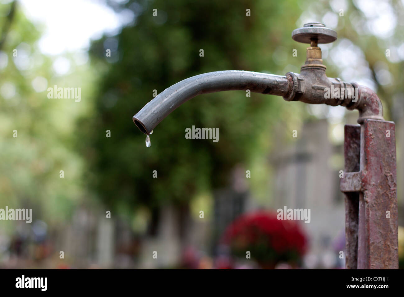 Tippen Sie auf Friedhof Religion Metapher Zeit vergeht Stockfoto