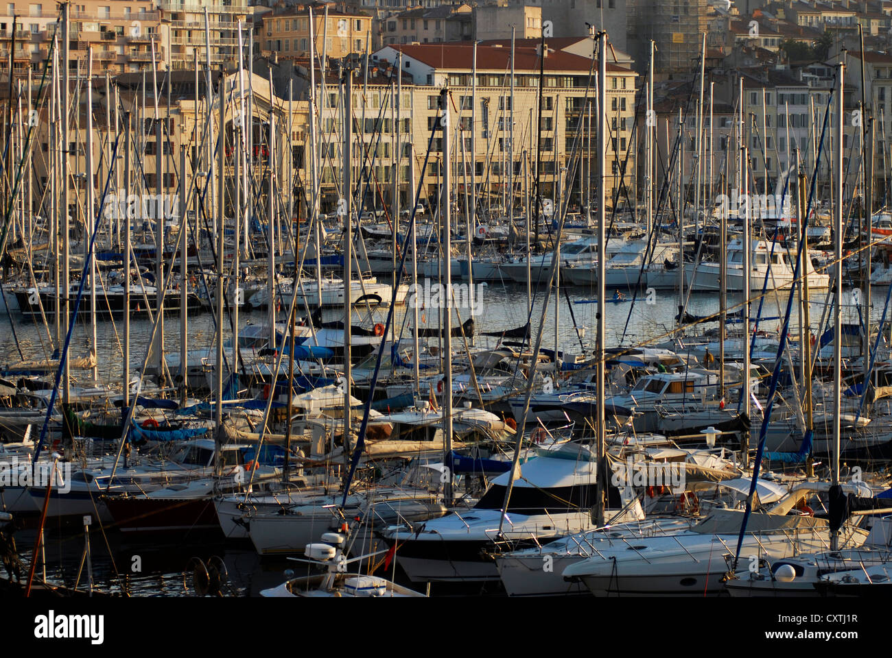 Panoramablick, Vieux Port, Boote, Marseille, Provence-Alpes-Cote d Azur, Frankreich, Europa Stockfoto