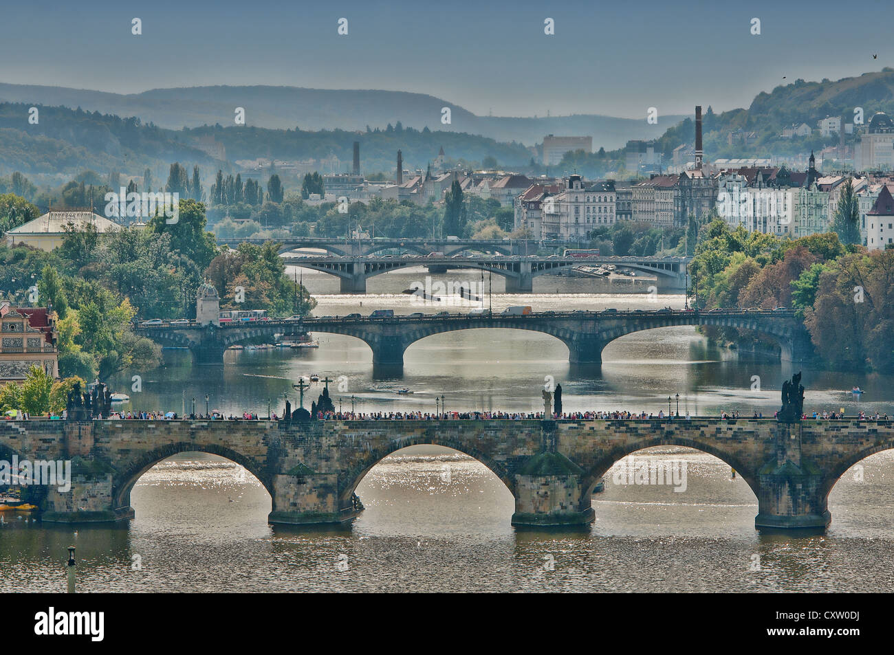 Blick auf die Karlsbrücke und Vitava Flusses in der Altstadt von Prag, Tschechien Stockfoto