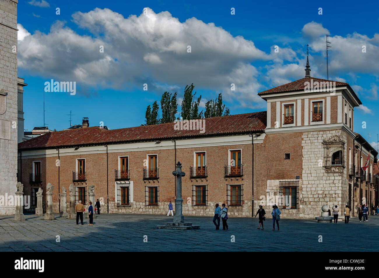 Die pimentel Palace in San Pablo Square, geb. König Felipe II, ist der palastartigen Architektur und der Provinzrat von Valladolid, Spanien, Europa Stockfoto
