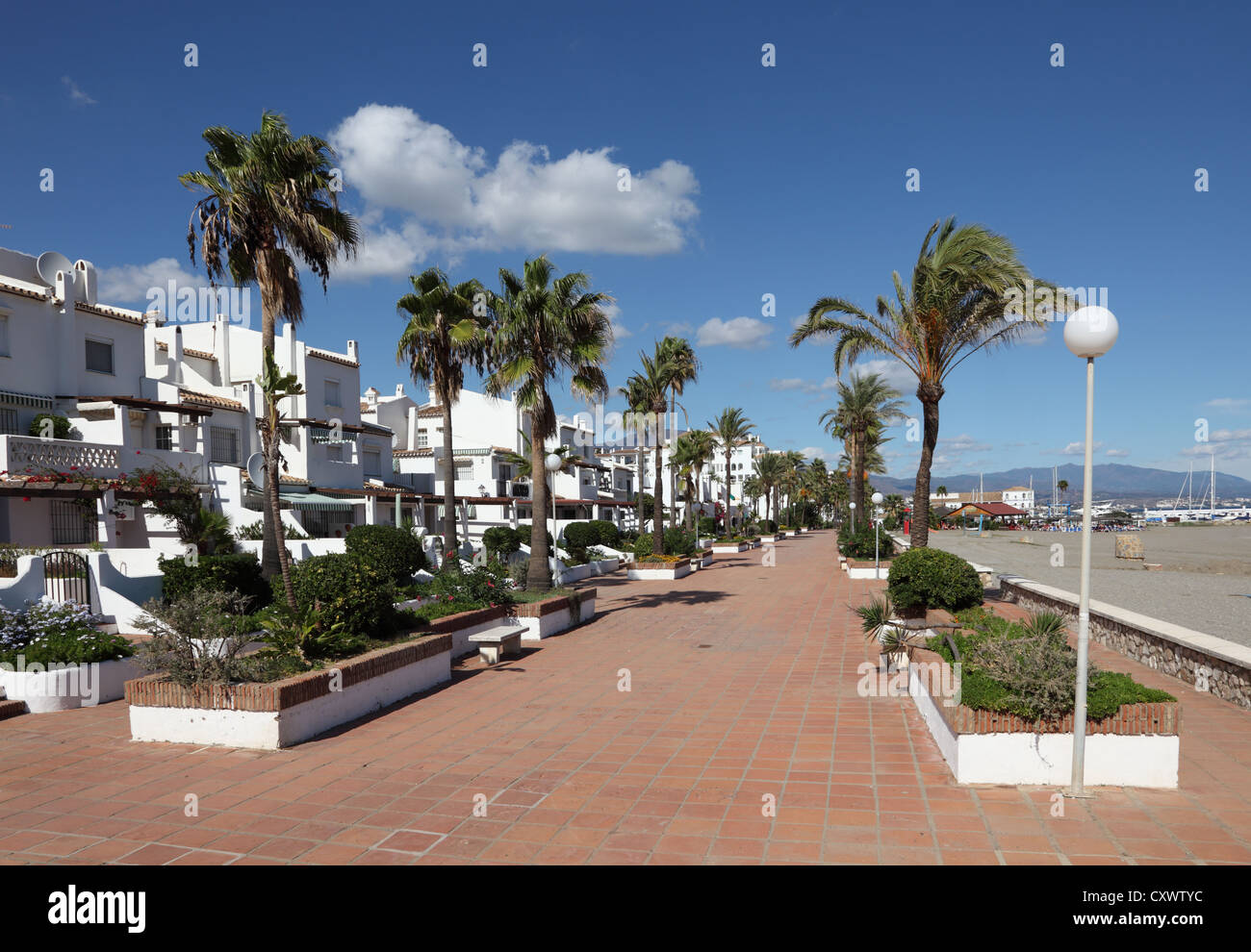 Promenade in La Duquesa, Costa Del Sol, Andalusien Spanien Stockfoto