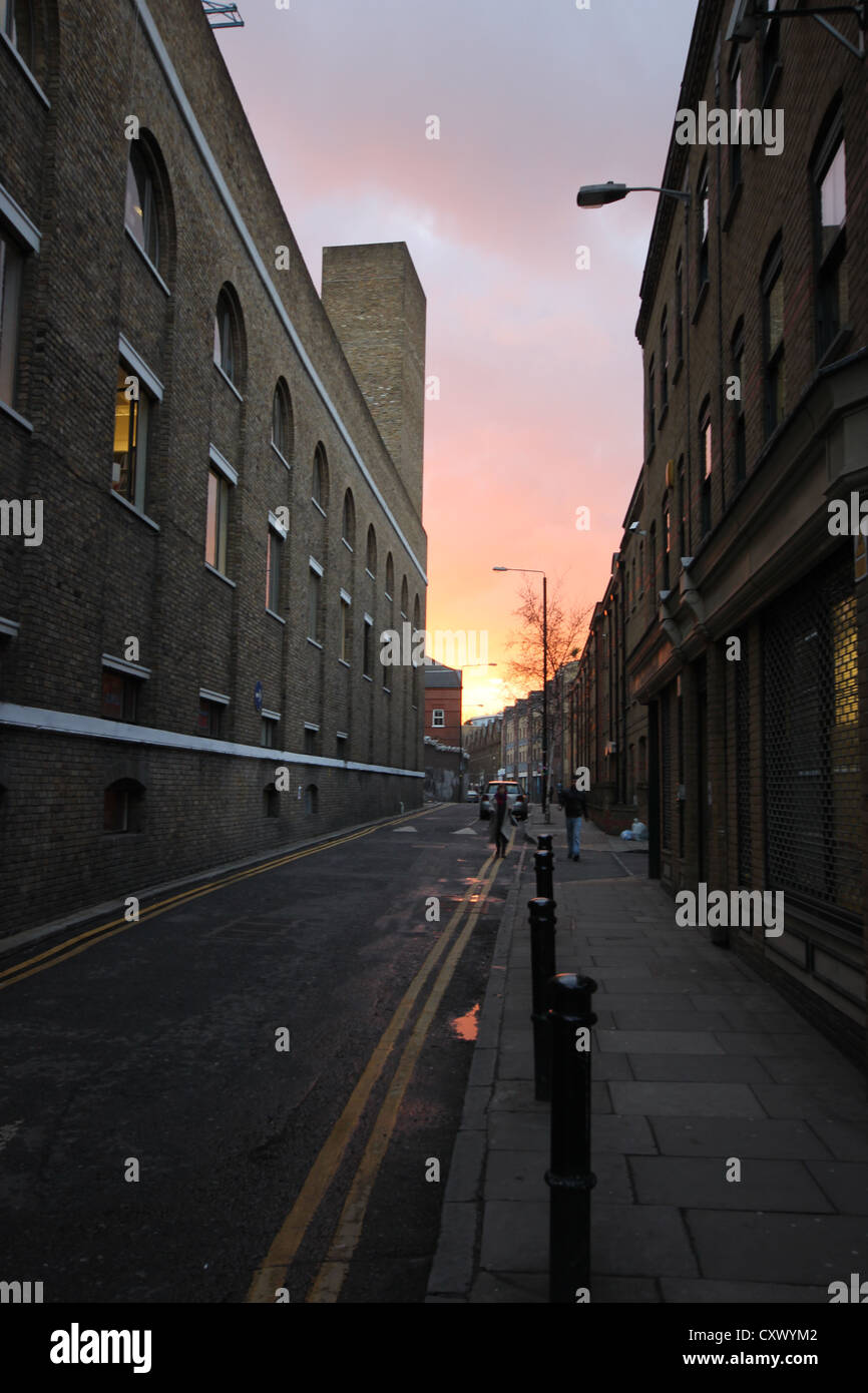 London, Brick Lane, Shoreditch in der Dämmerung Stockfoto