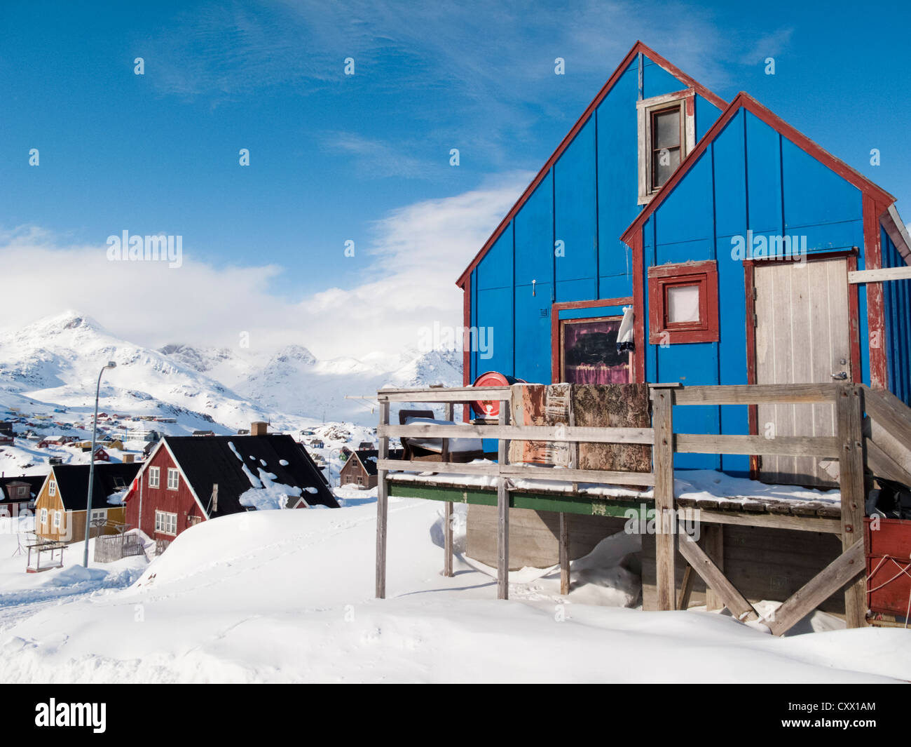 Haus im Dorf Tasiilaq, Grönland Stockfoto