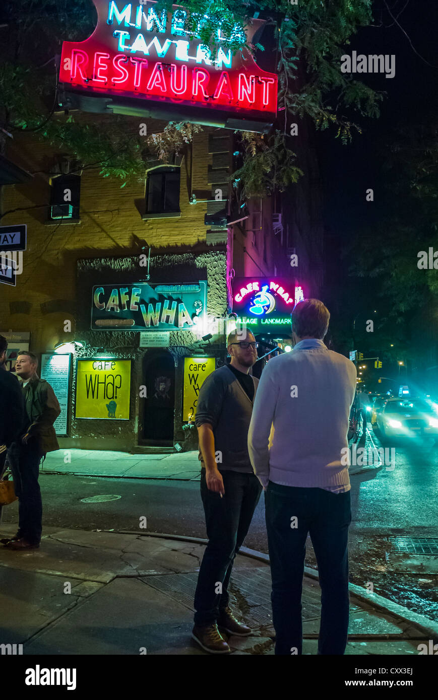 New York City, NY, USA, Straßenszenen in der Nacht, im West Village Bereich MacDougal Street, Manhattan Stockfoto