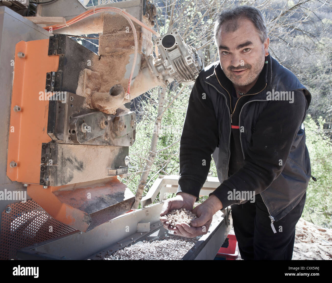 Tischler mit Holz-chips Stockfoto