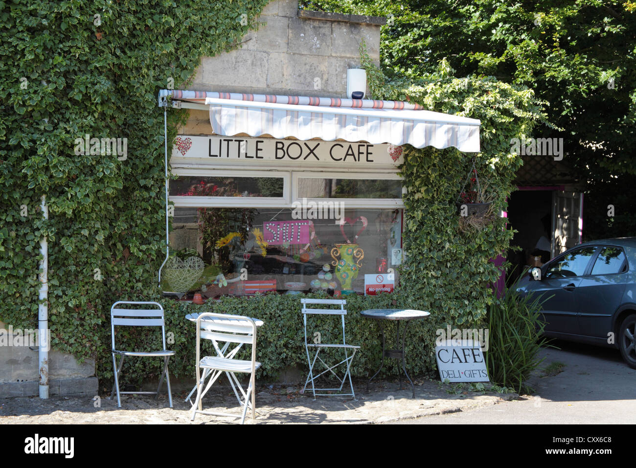 Kleine Box Cafe, London Road, Box, Wiltshire Stockfoto