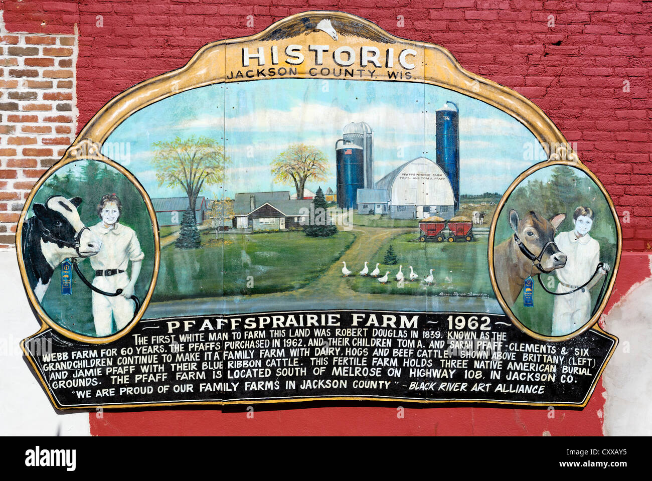 Wandbild Darstellung der Ortsgeschichte, Main Street, Black River Falls, Jackson County, Wisconsin, USA Stockfoto