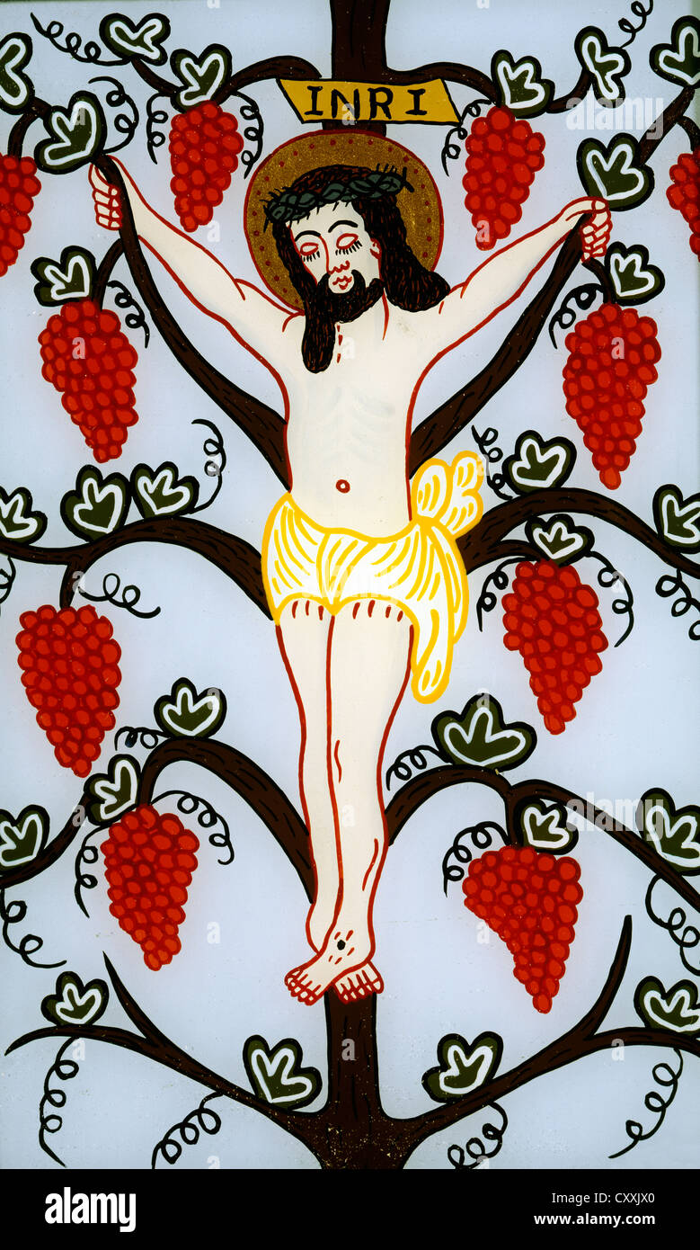 Christus am Kreuz mit Trauben, Malerei auf Glas, Sandl, Oberösterreich, in privater Hand, Oberbayern Stockfoto