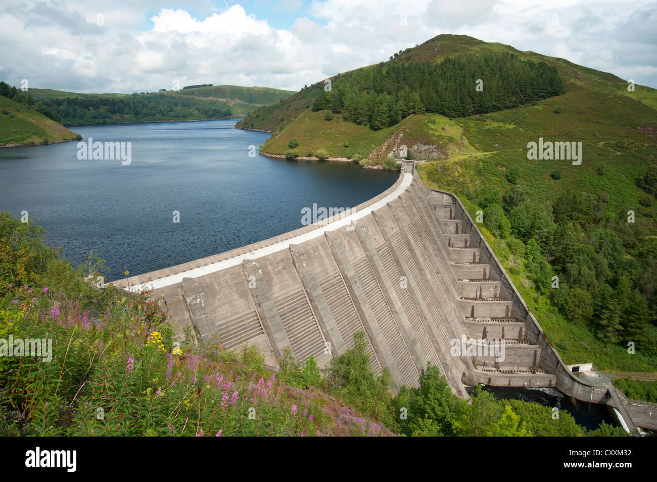 Llyn Clyweddog Reservoir, Hydro Electric Verdammung nahe Llanidloes, Powys, Mid Wales.   SCO 8673 Stockfoto